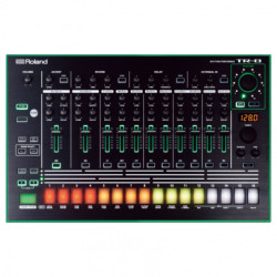 Roland TR-8