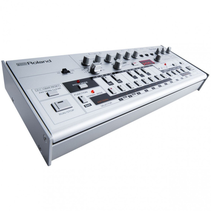 Roland TB-03