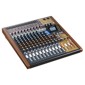 JBL PRX908